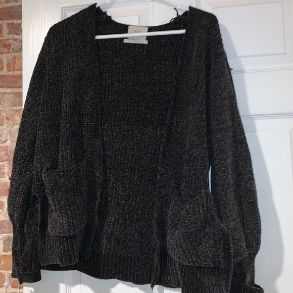 Cardigan - Picture 4 of 5